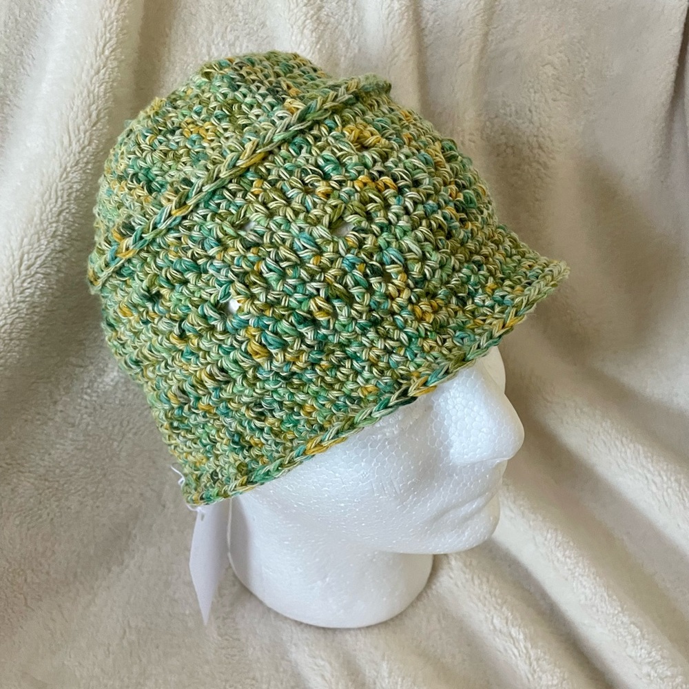NEW!! Bucket hat - Picture 10 of 13